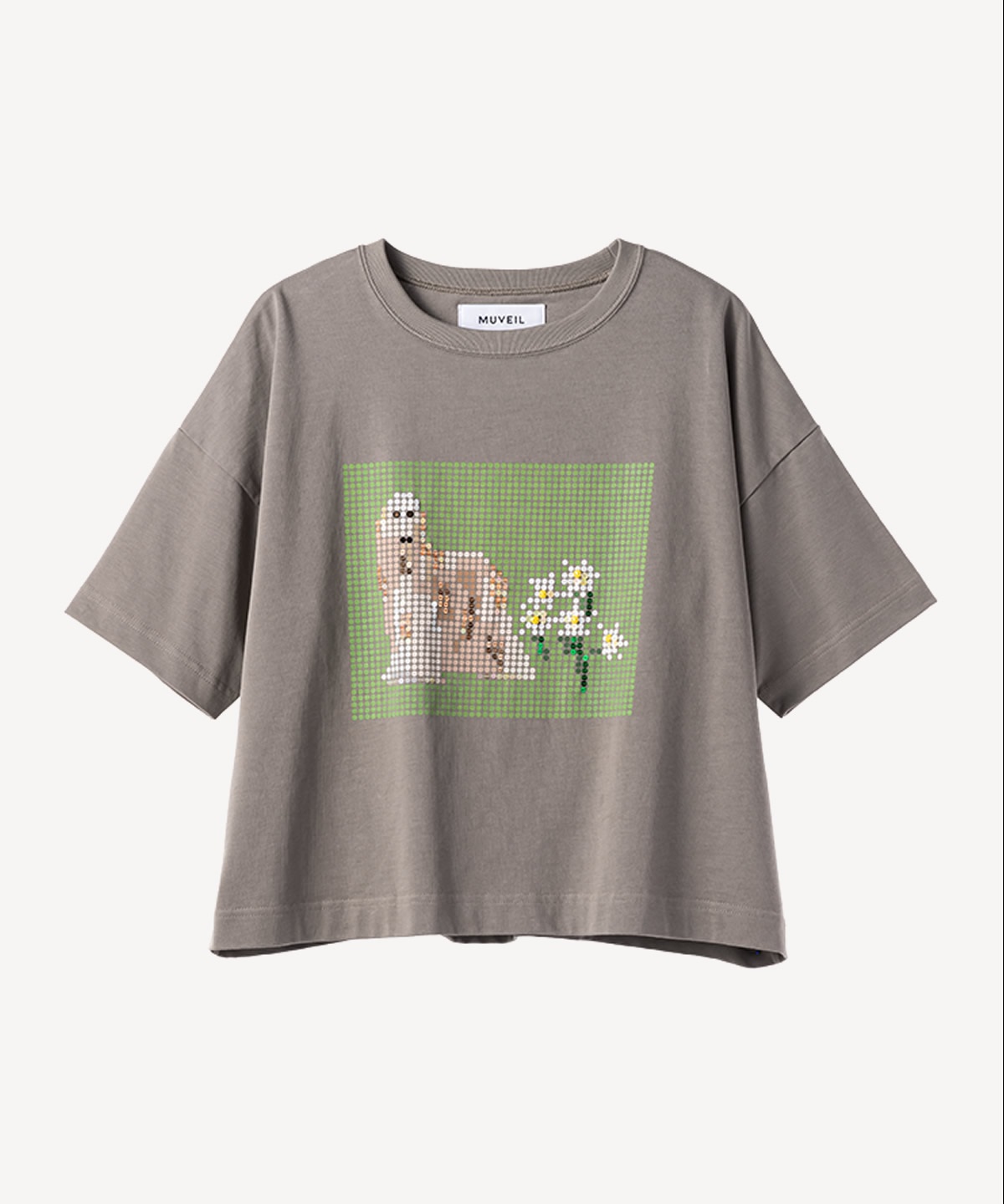 ○muveil○ピーターラビット○ 刺繍入り野菜プリントＴシャツ○ ○muveil○ピーターラビット○ 刺繍入り野菜プリントTシャツ○