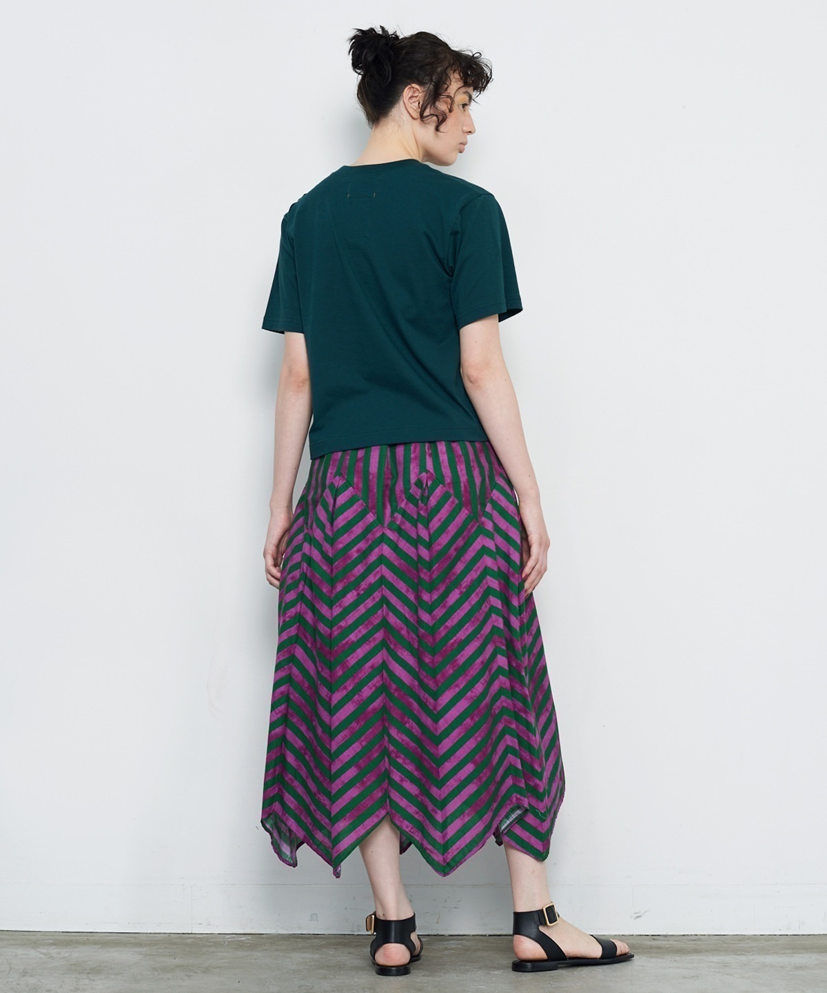 ストライププリントスカート | MUVEIL Online Shop